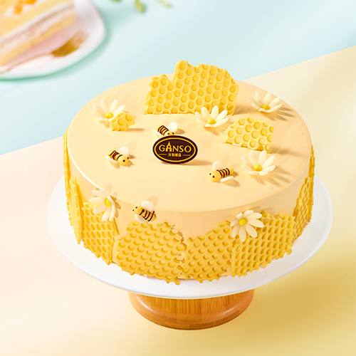 蜜蜂嗡嗡鲜奶蛋糕